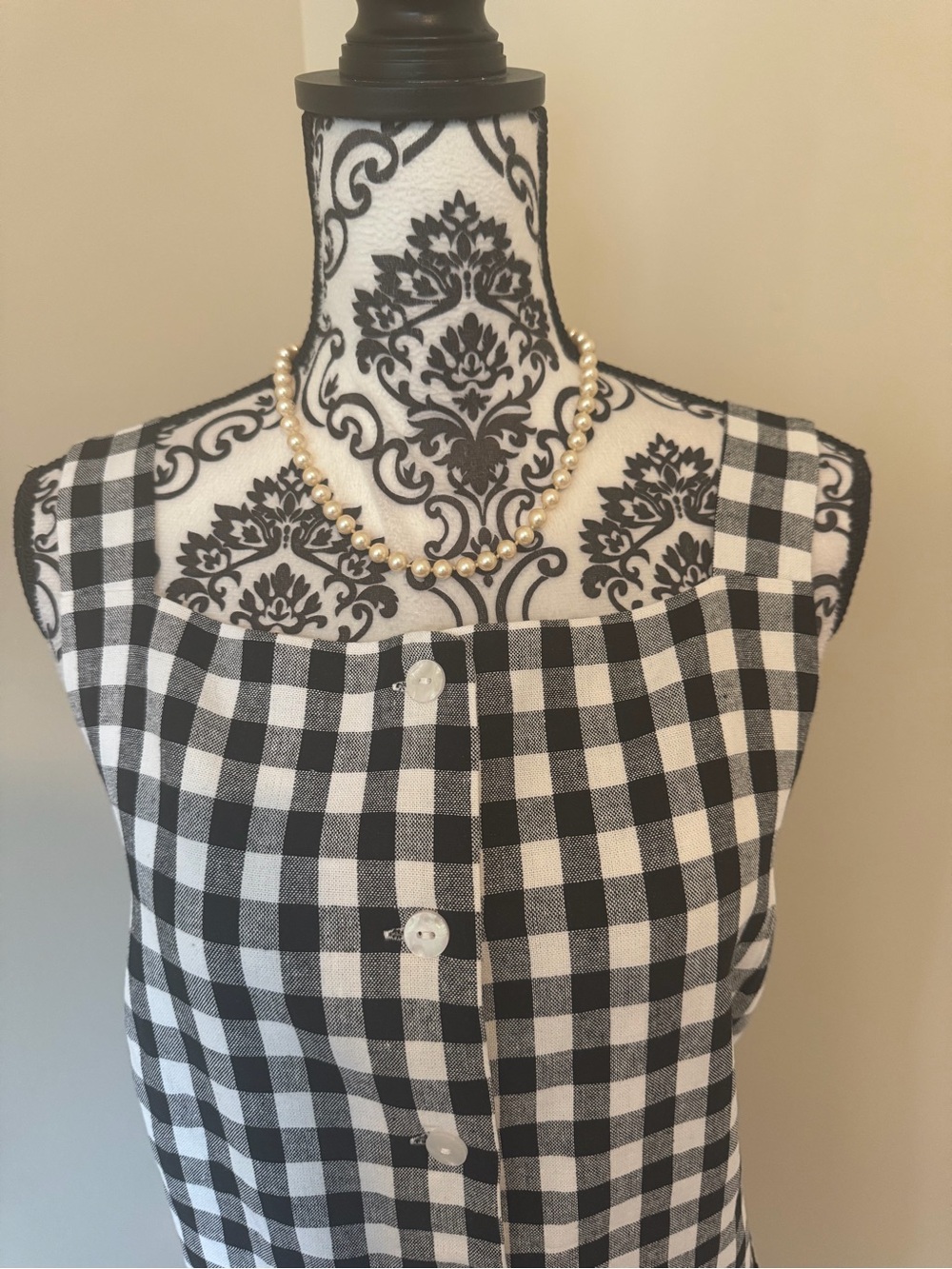 Express Black and White Gingham Button-Front Skirt - Picture 2 of 11